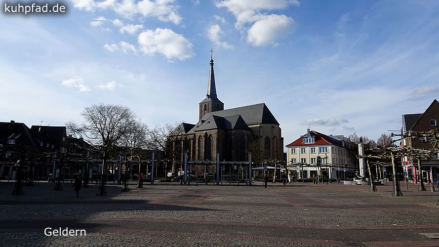 Kirche und Marktplatz Kirche St. Maria Magdalena Geldern