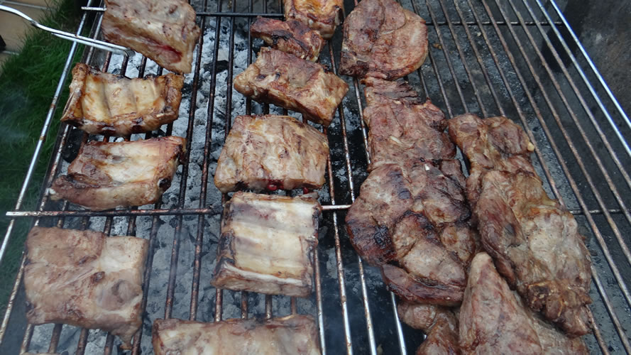 Grillfleisch Nackenkotletts Grillfleisch Nackenkotletts