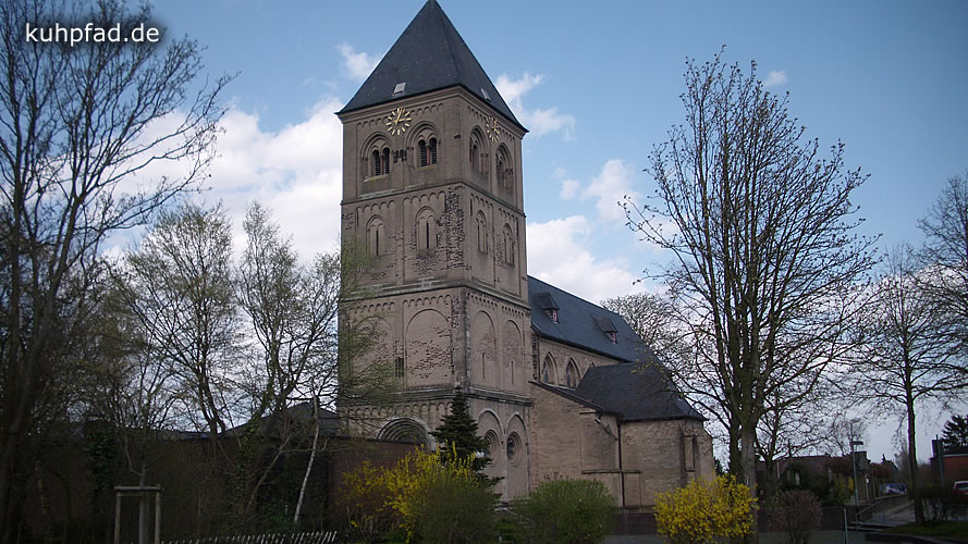 Kirche St. Mariä Himmelfahrt Ginderich Kirche St. Mariä Himmelfahrt Ginderich