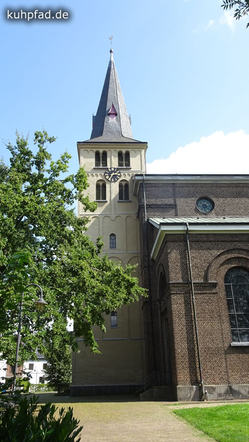 Kirche St. Stephanus Lank-Latum Kirche St. Stephanus Lank-Latum