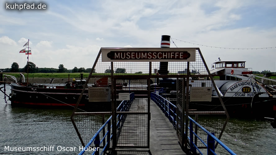 Museumsschiff Oscar Huber Museumsschiff Oscar Huber Radschleppdampfer